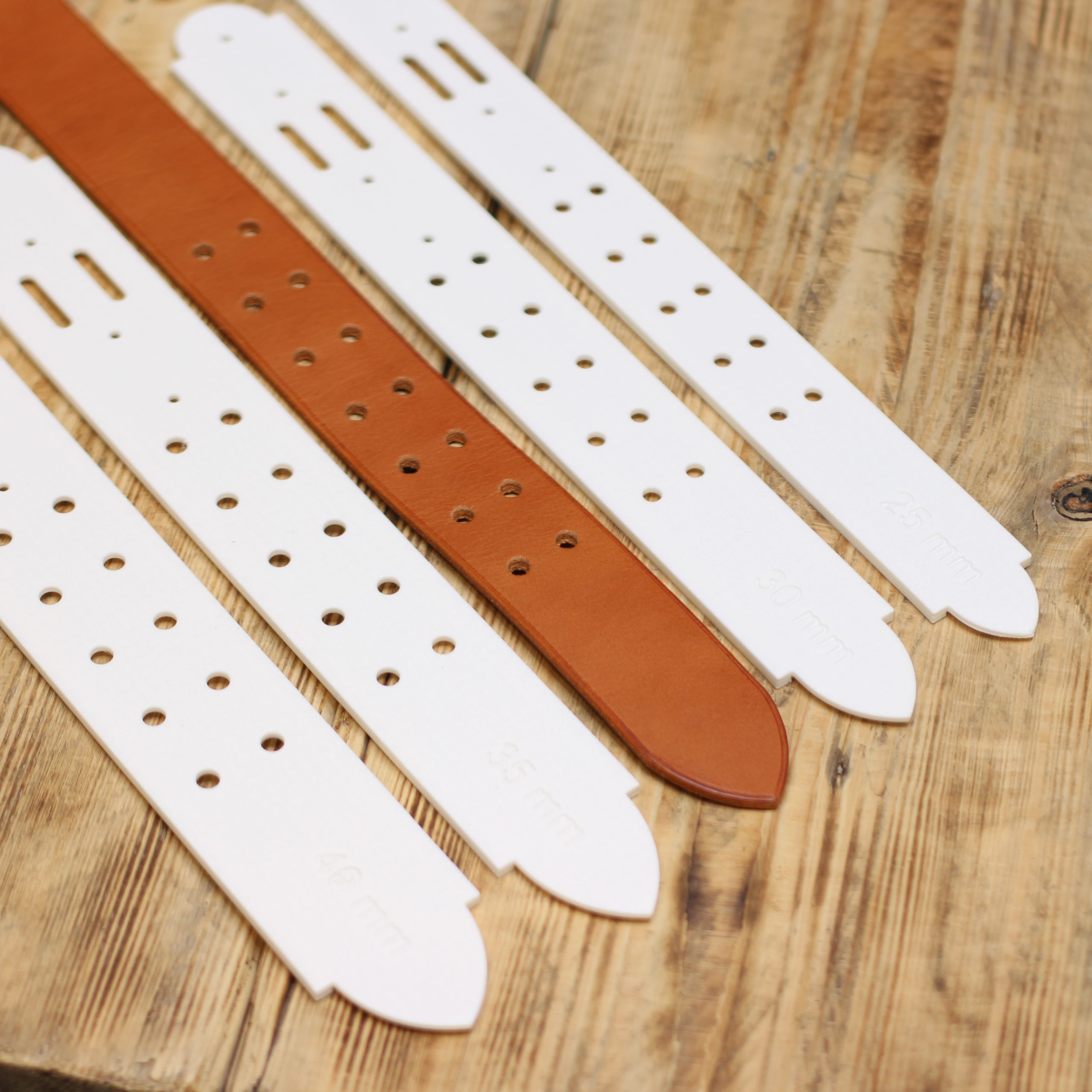 Belt Tool Simple Classic Double Prong – Bild 5